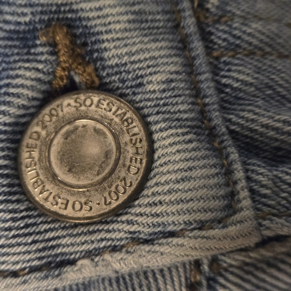 SO Blue Jeans Ankle Cropped Distressed Denim Light-Wash Blue Juniors size 9 - Picture 4 of 12